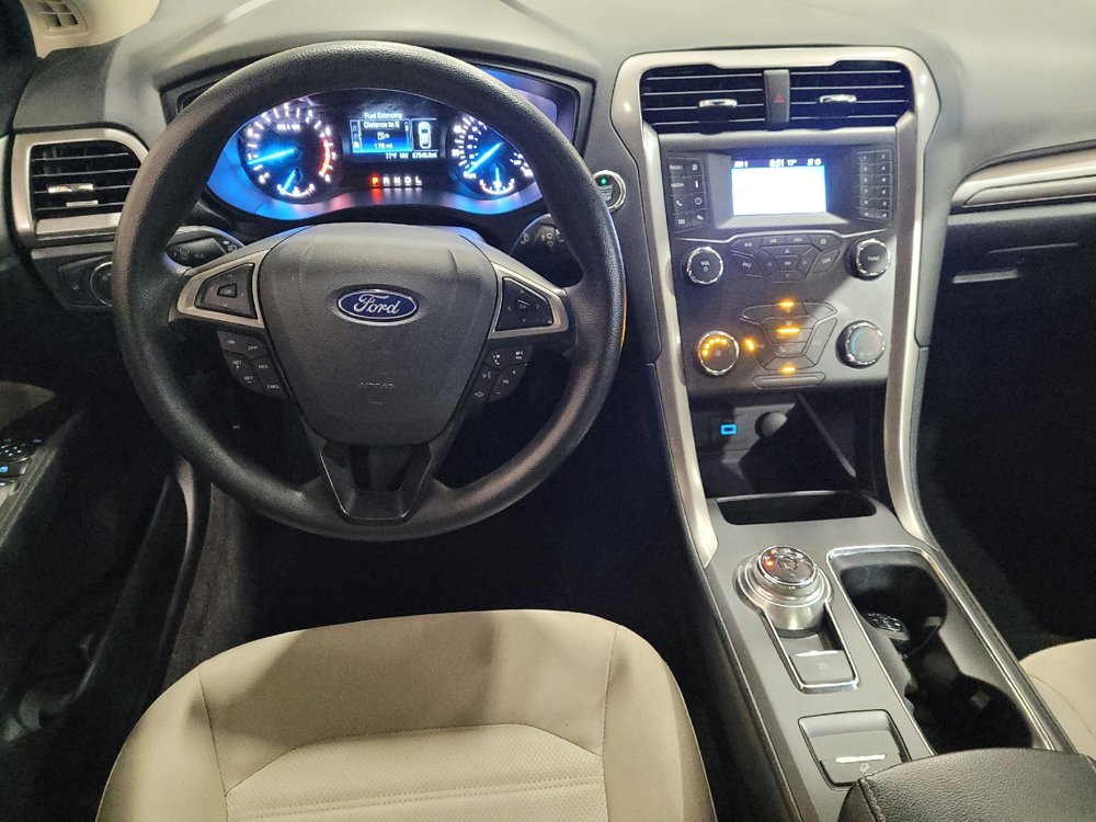 Used 2020 Ford Fusion S image 22