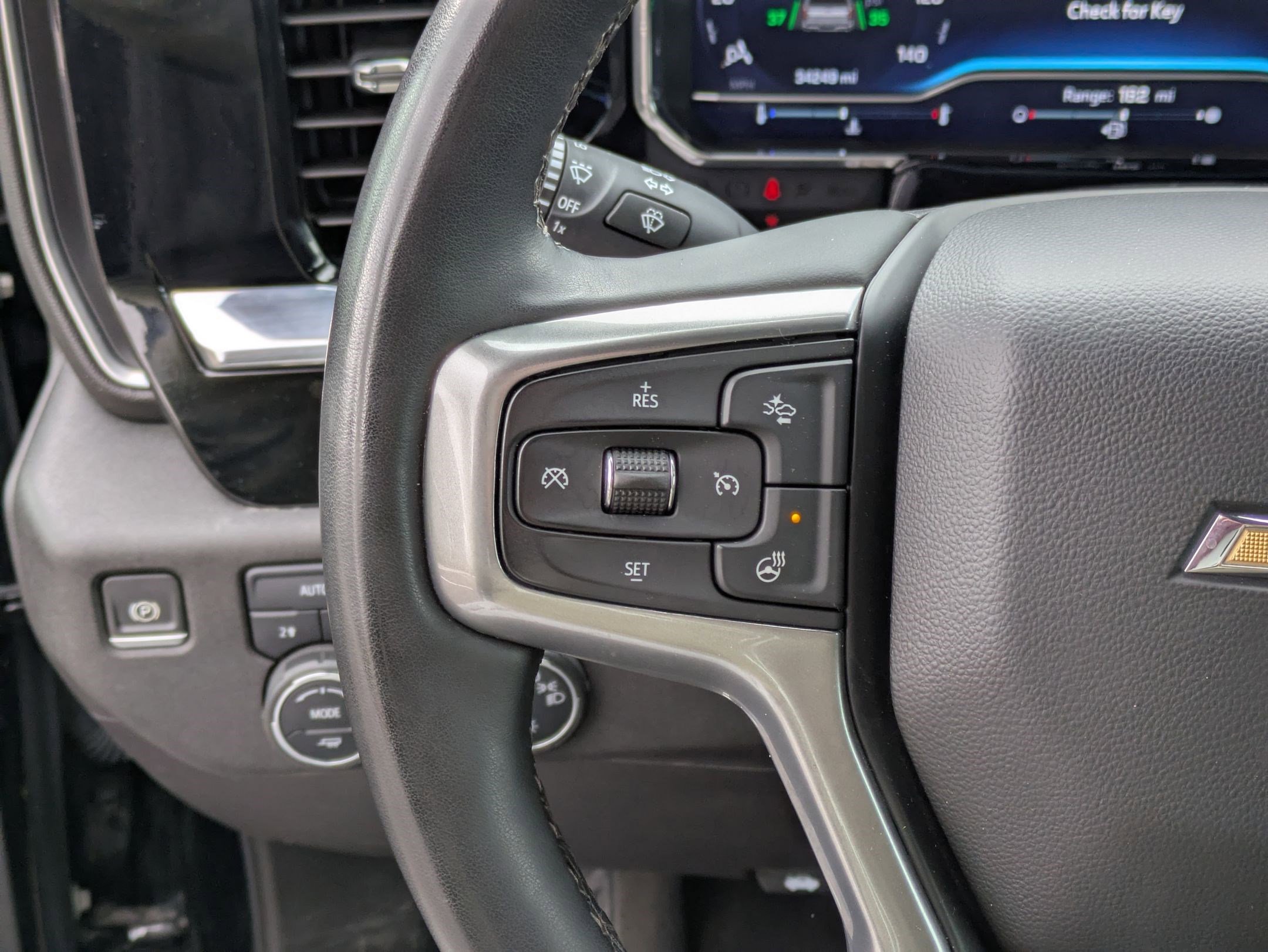 Used 2024 Chevrolet Silverado 1500 LT AWD/4WD image 20