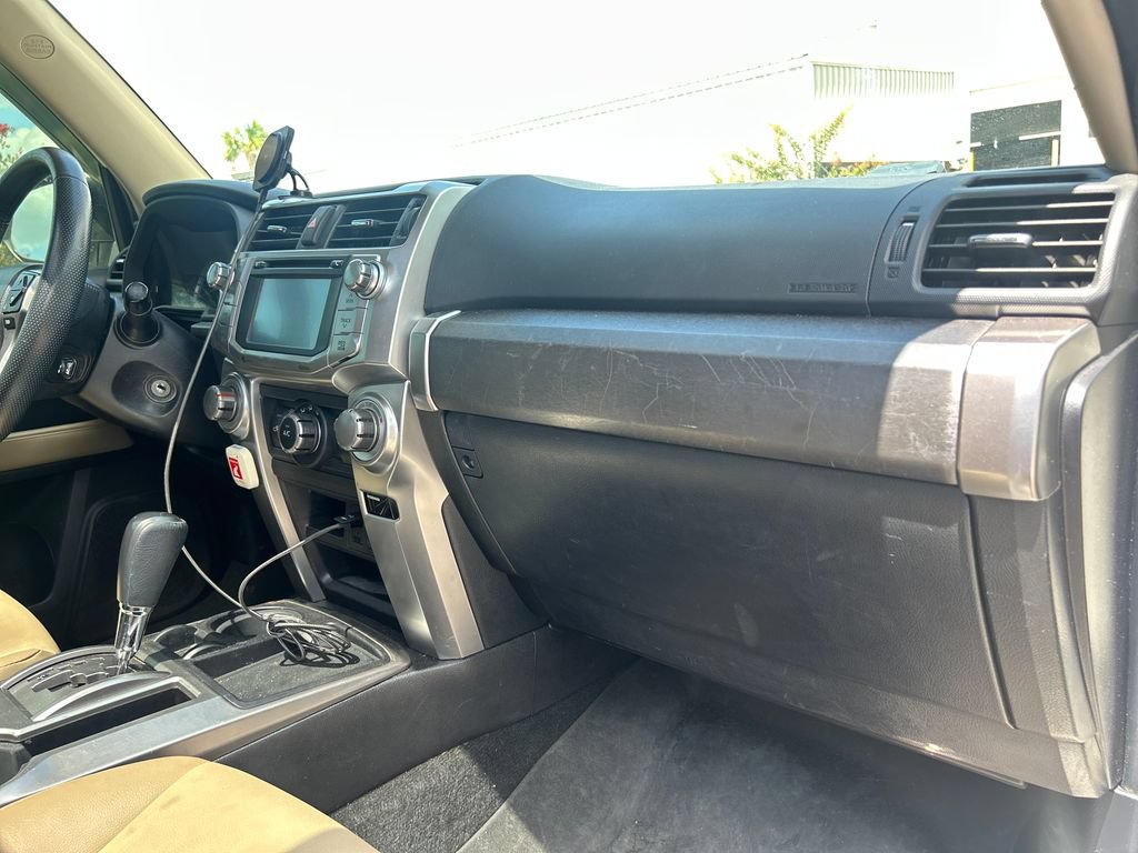 Used 2015 Toyota 4Runner SR5 Premium RWD image 15