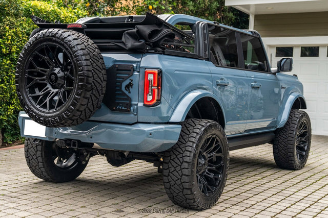 Used 2023 Ford Bronco Outer Banks AWD/4WD image 8