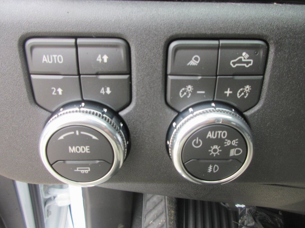 New 2026 GMC Sierra 2500 SLE image 14