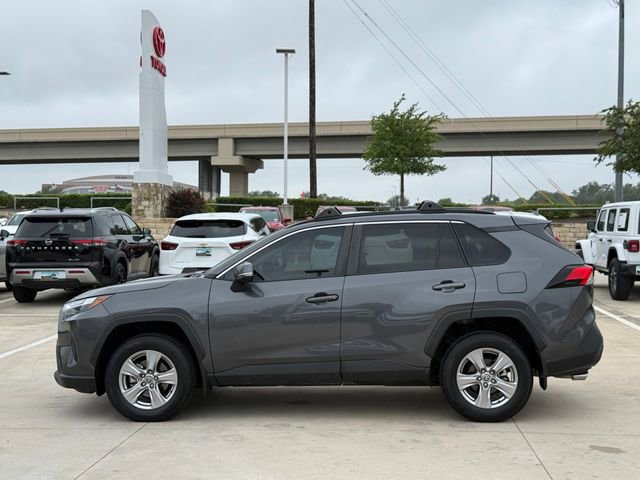 Used 2022 Toyota RAV4 XLE w/ Convenience Package image 7