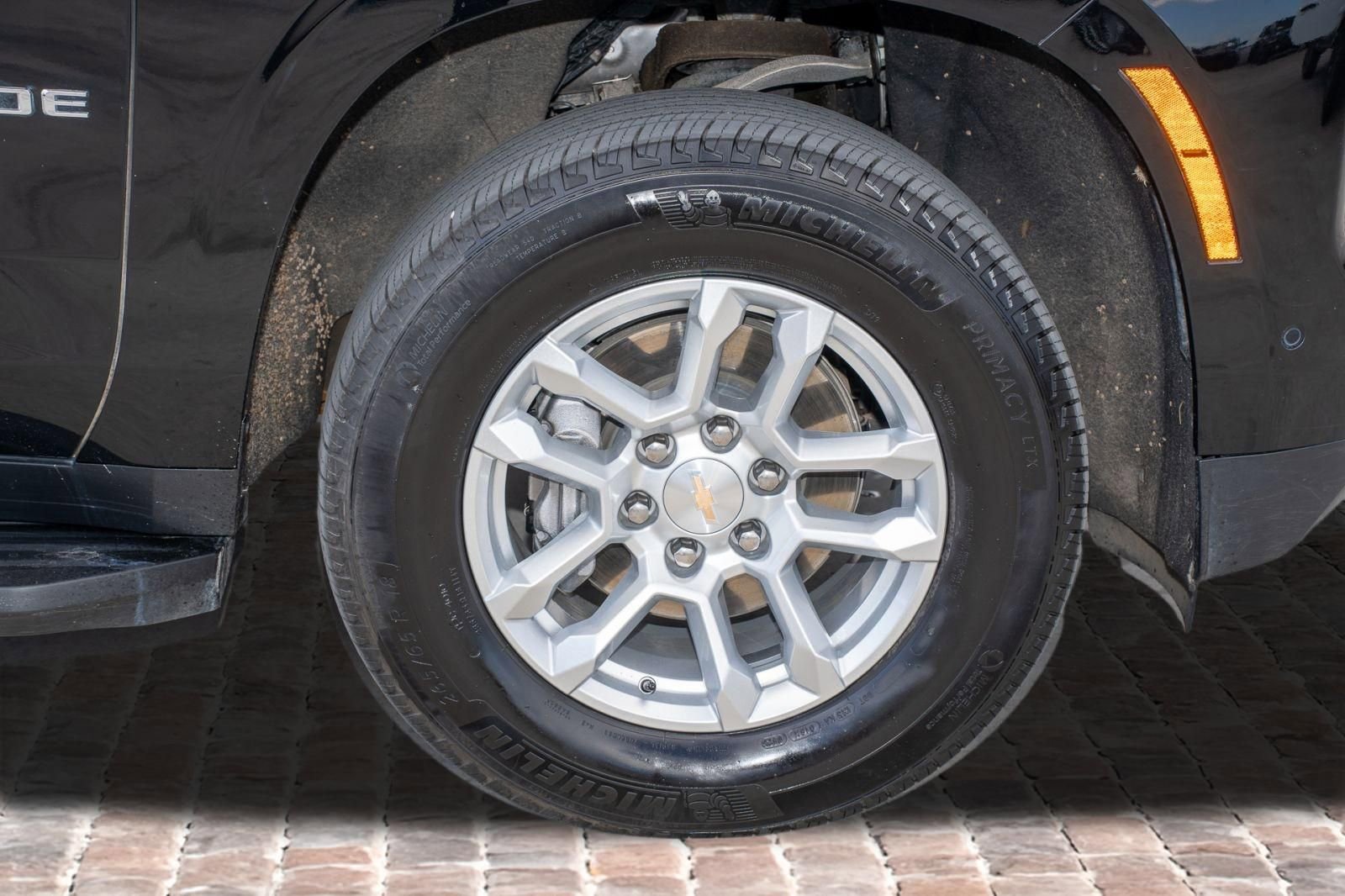 Used 2025 Chevrolet Tahoe LT image 42