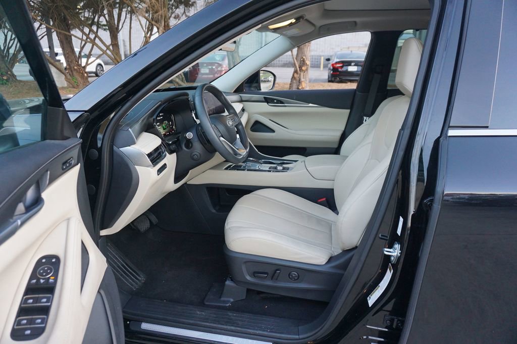 Used 2023 INFINITI QX60 Luxe w/ Cargo Package image 2