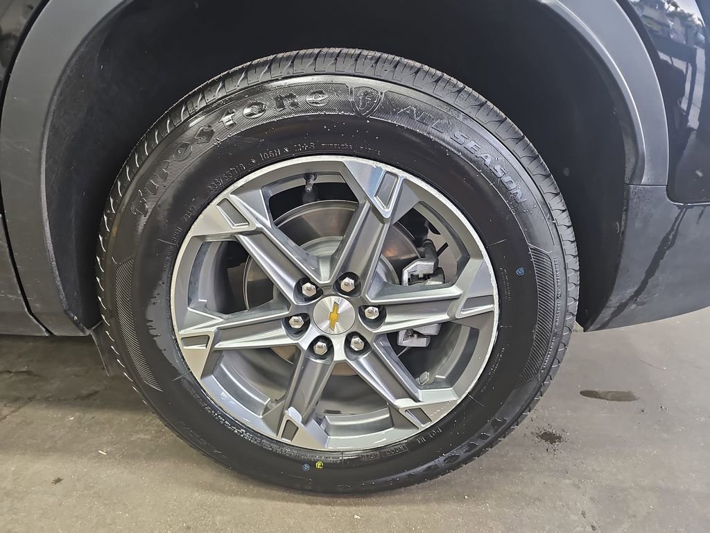 Used 2025 Chevrolet Blazer LT AWD/4WD image 31