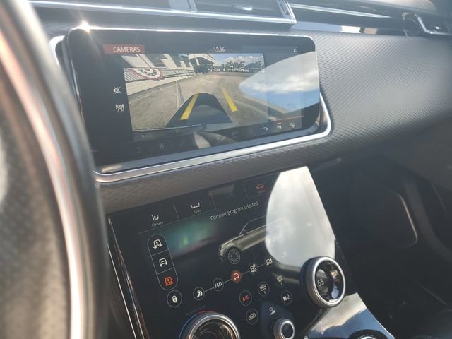 Used 2019 Land Rover Range Rover Velar R-Dynamic SE image 27