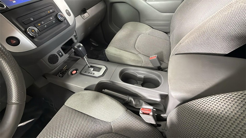 Used 2020 Nissan Frontier SV image 20