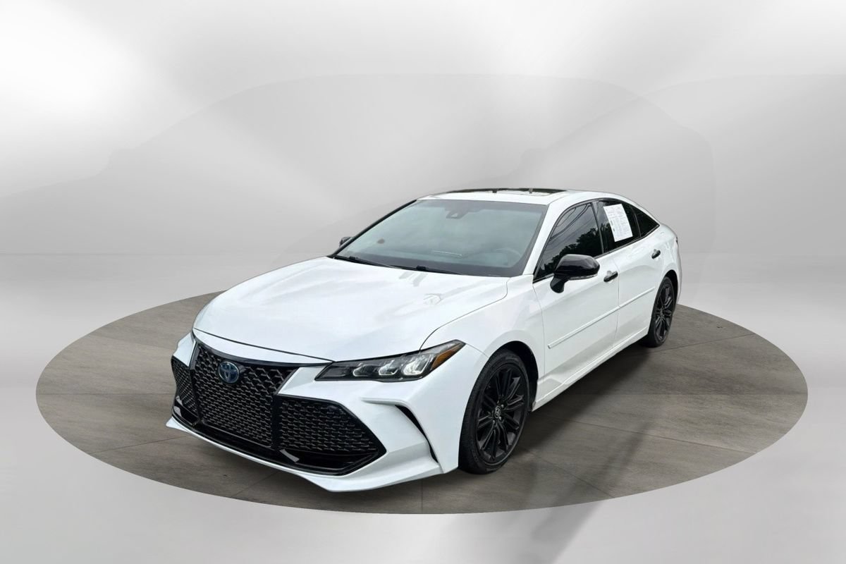 Used 2022 Toyota Avalon XSE
