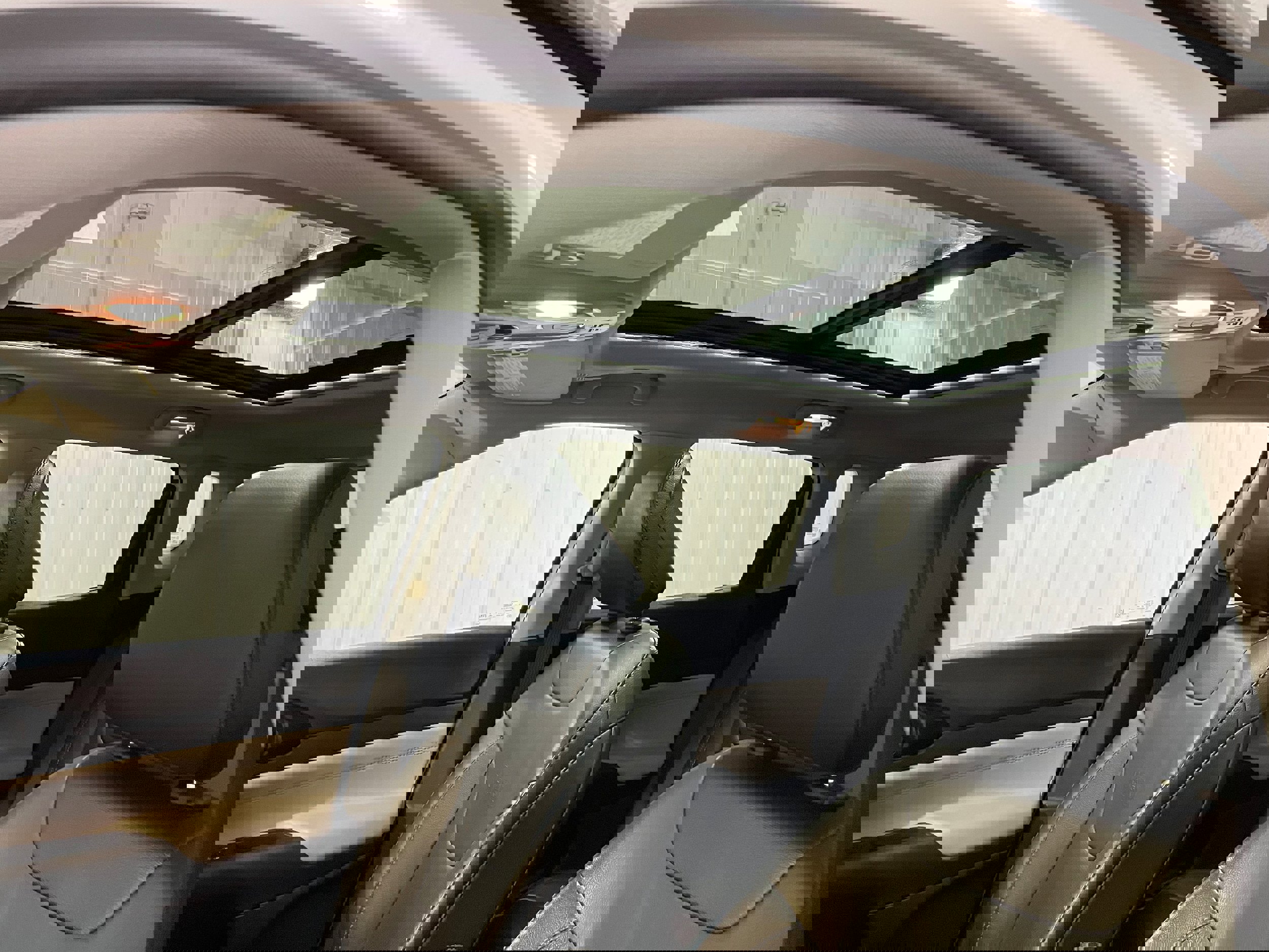 Used 2022 Jeep Compass Limited w/ Sun and Sound Group image 12