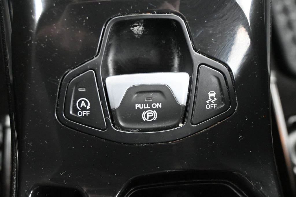 Used 2022 Jeep Renegade Altitude w/ Convenience Group AWD/4WD image 29