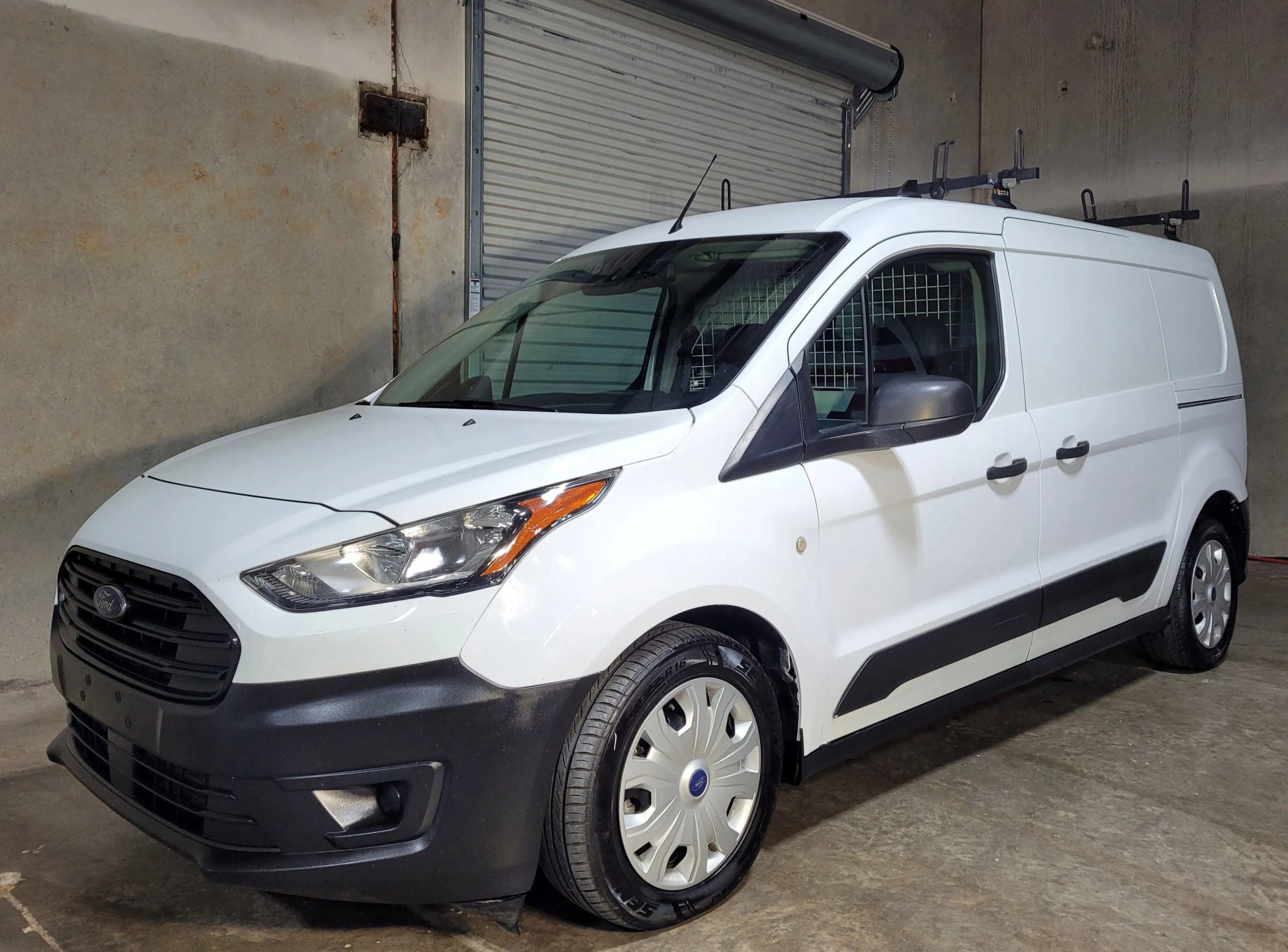 Used 2022 Ford Transit Connect XL image 5