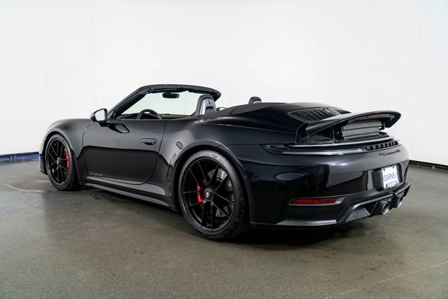 Used 2025 Porsche 911 Carrera 4 GTS AWD/4WD image 6