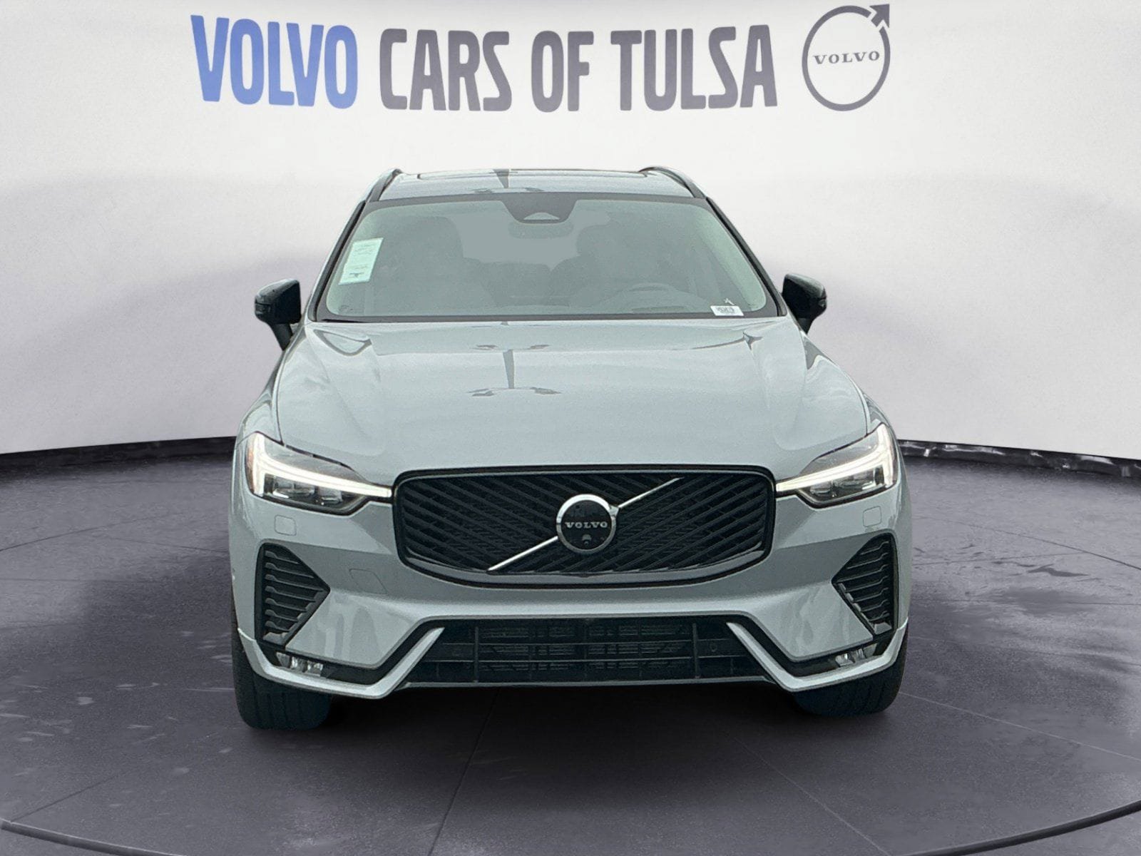 New 2026 Volvo XC60 B5 Ultra w/ Protection Package Premier AWD/4WD image 8