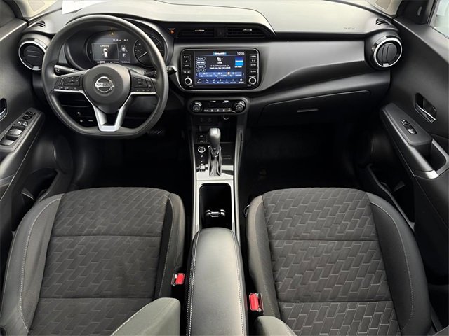 Used 2021 Nissan Kicks SV image 8