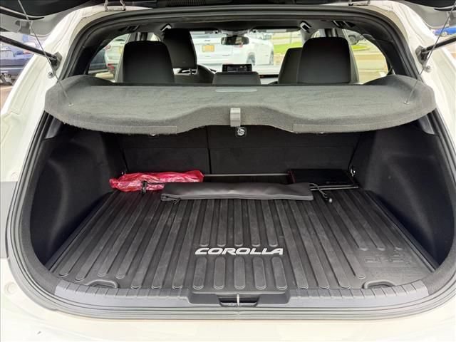 Used 2022 Toyota Corolla SE FWD image 22