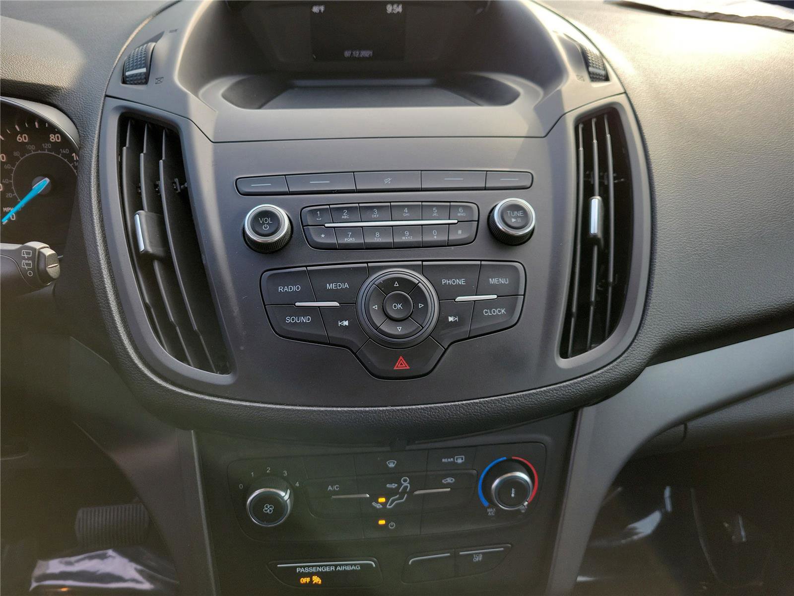 Used 2019 Ford Escape S image 26