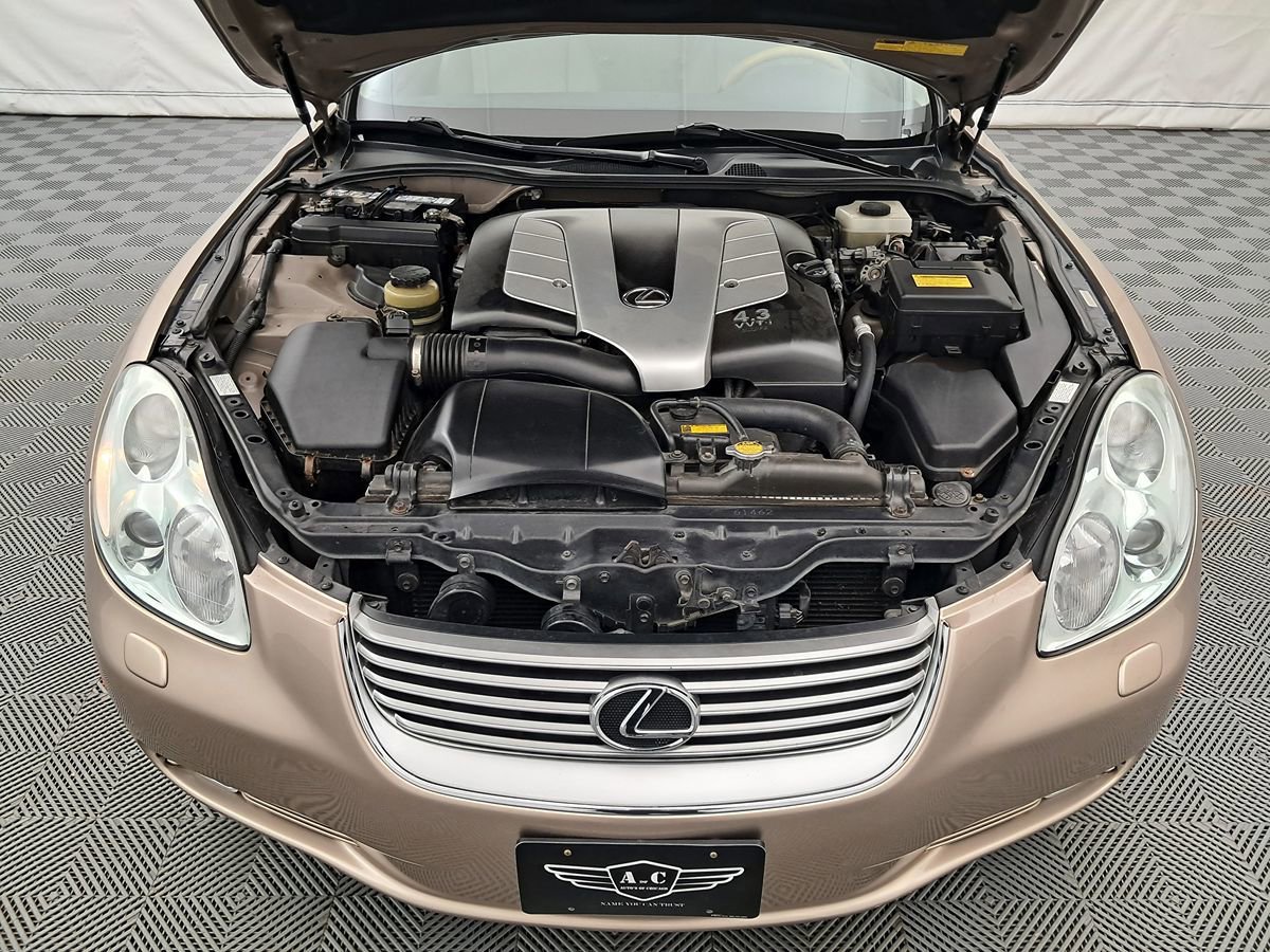 Used 2002 Lexus SC 430 Convertible image 31