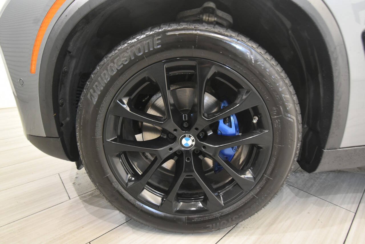 Used 2024 BMW X5 xDrive40i w/ Premium Package AWD/4WD image 10