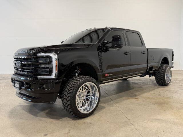Used 2026 Ford F350 Platinum AWD/4WD image 1