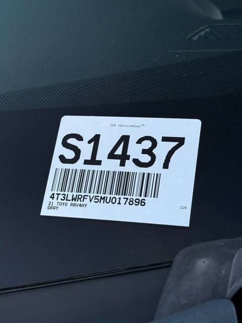 Used 2021 Toyota RAV4 LE AWD/4WD image 33