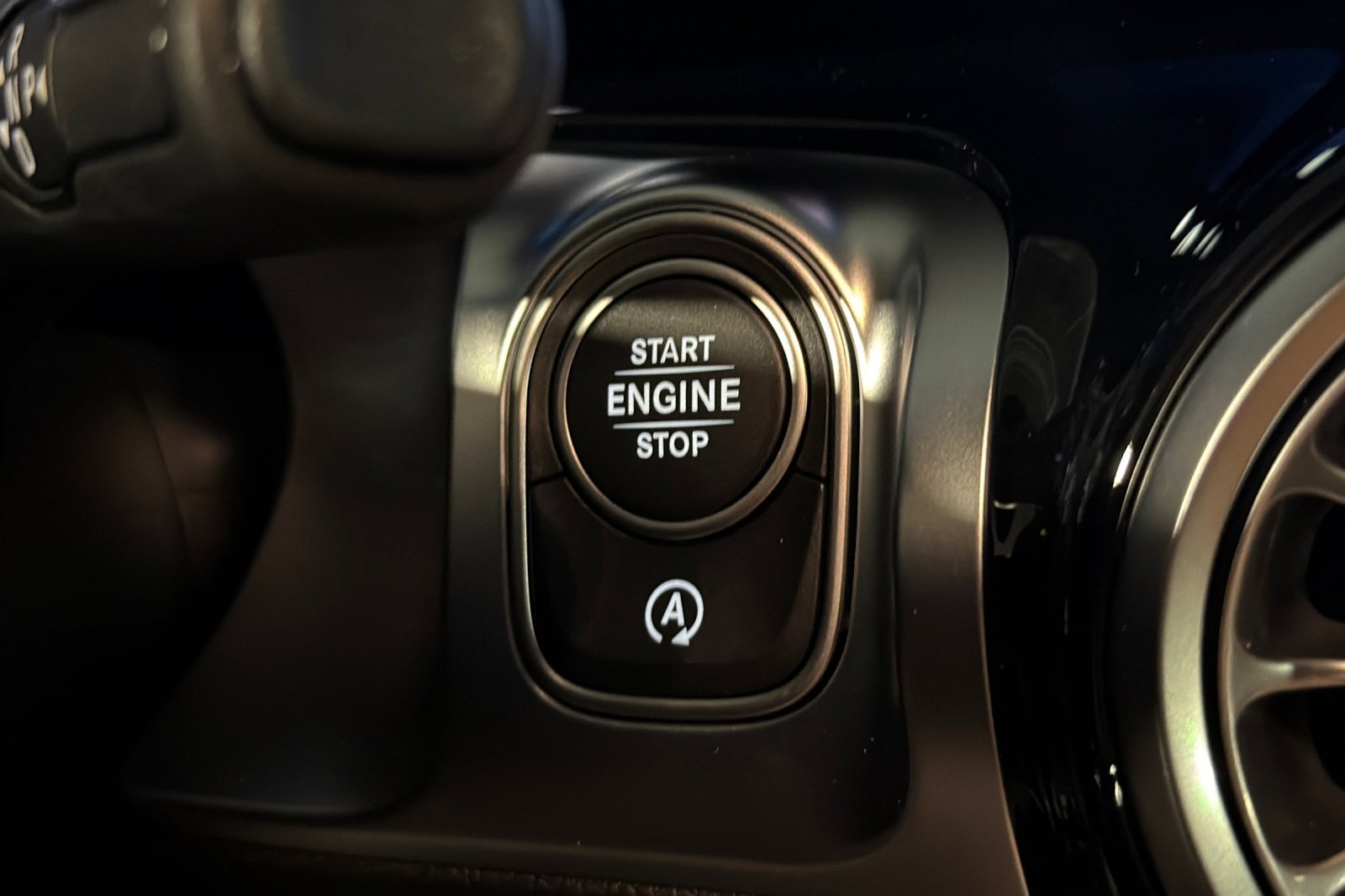 New 2026 Mercedes-Benz GLB 250 image 21