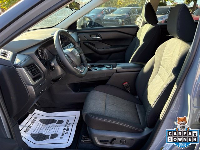 Used 2026 Nissan Rogue SV w/ Cold Weather Package AWD/4WD image 12