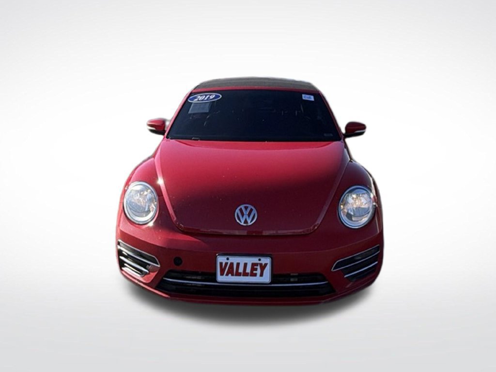 Used 2019 Volkswagen Beetle 2.0T SE FWD image 2