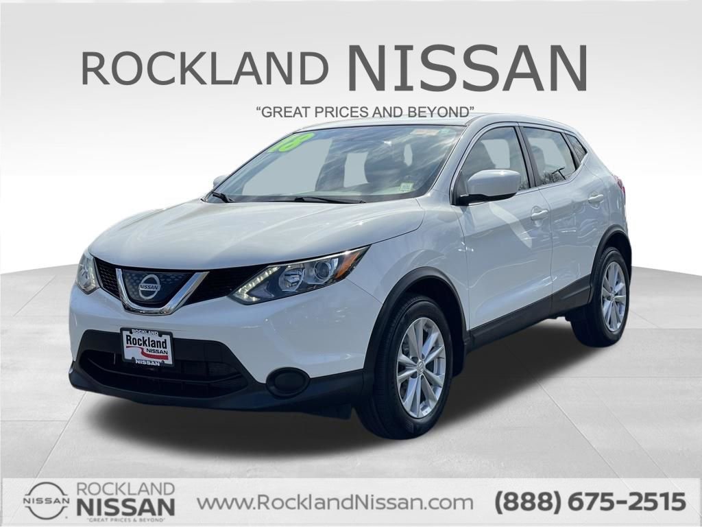 Used 2018 Nissan Rogue Sport S w/ S Appearance Package AWD/4WD image 1