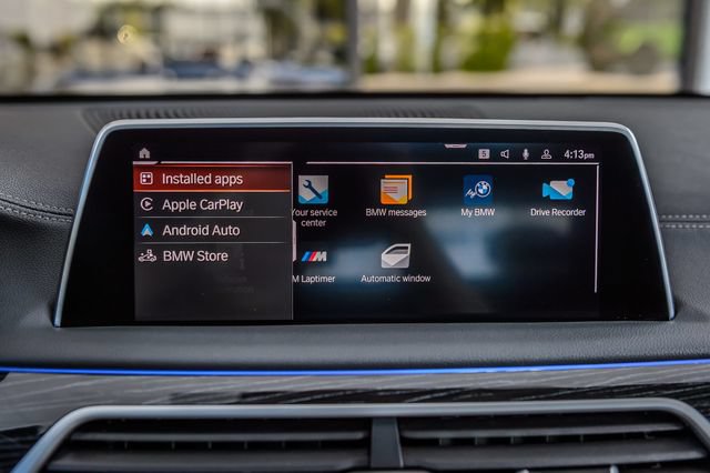 Used 2022 BMW 740i w/ M Sport Package RWD image 22