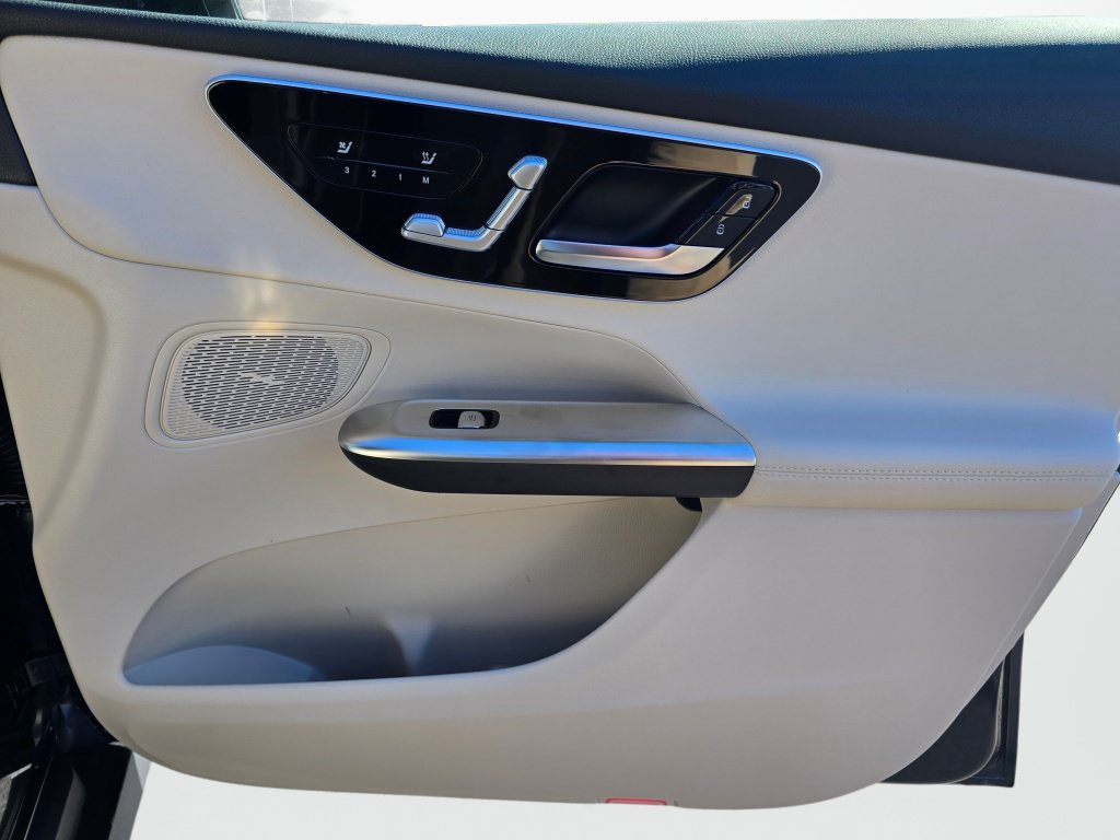 New 2027 Mercedes-Benz GLC 300 4MATIC image 22