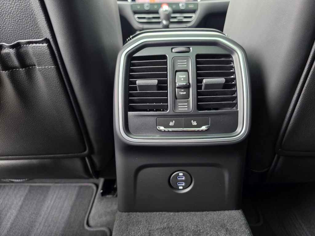 New 2026 Porsche Macan S AWD/4WD image 19