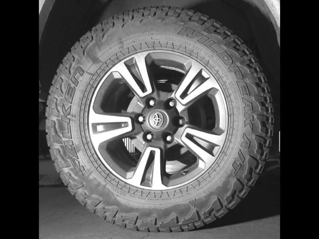 Used 2019 Toyota Tacoma TRD Sport AWD/4WD image 11
