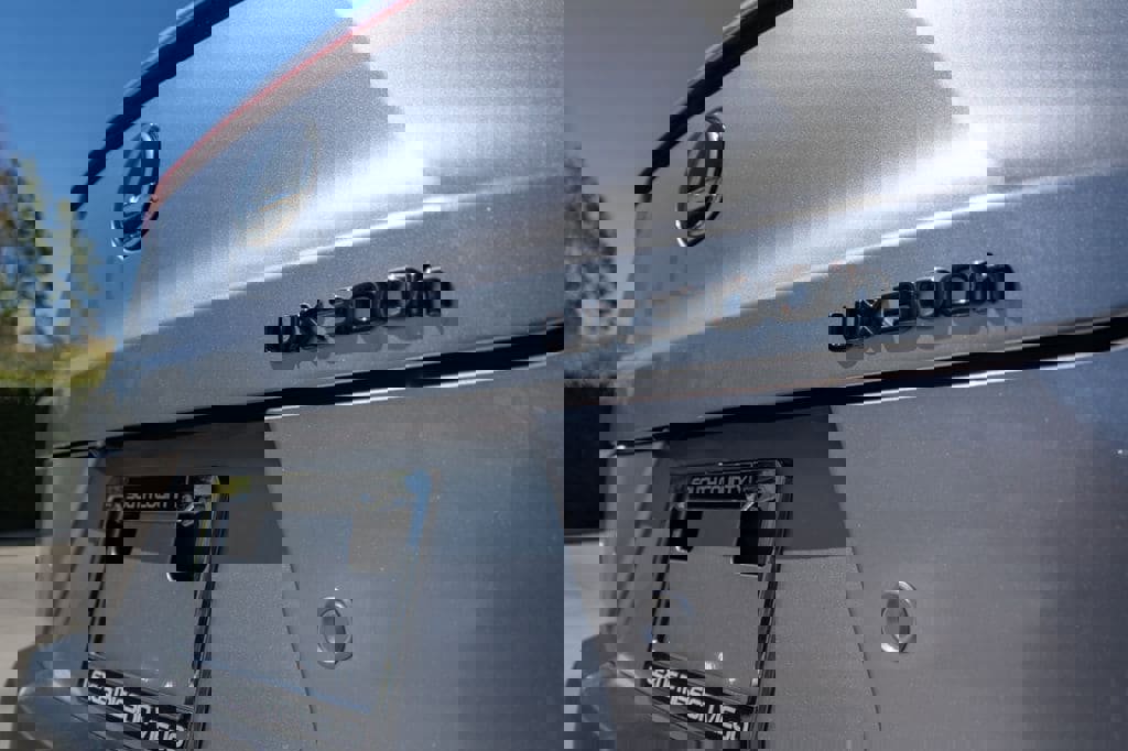 New 2026 Lexus UX 300h FWD image 8