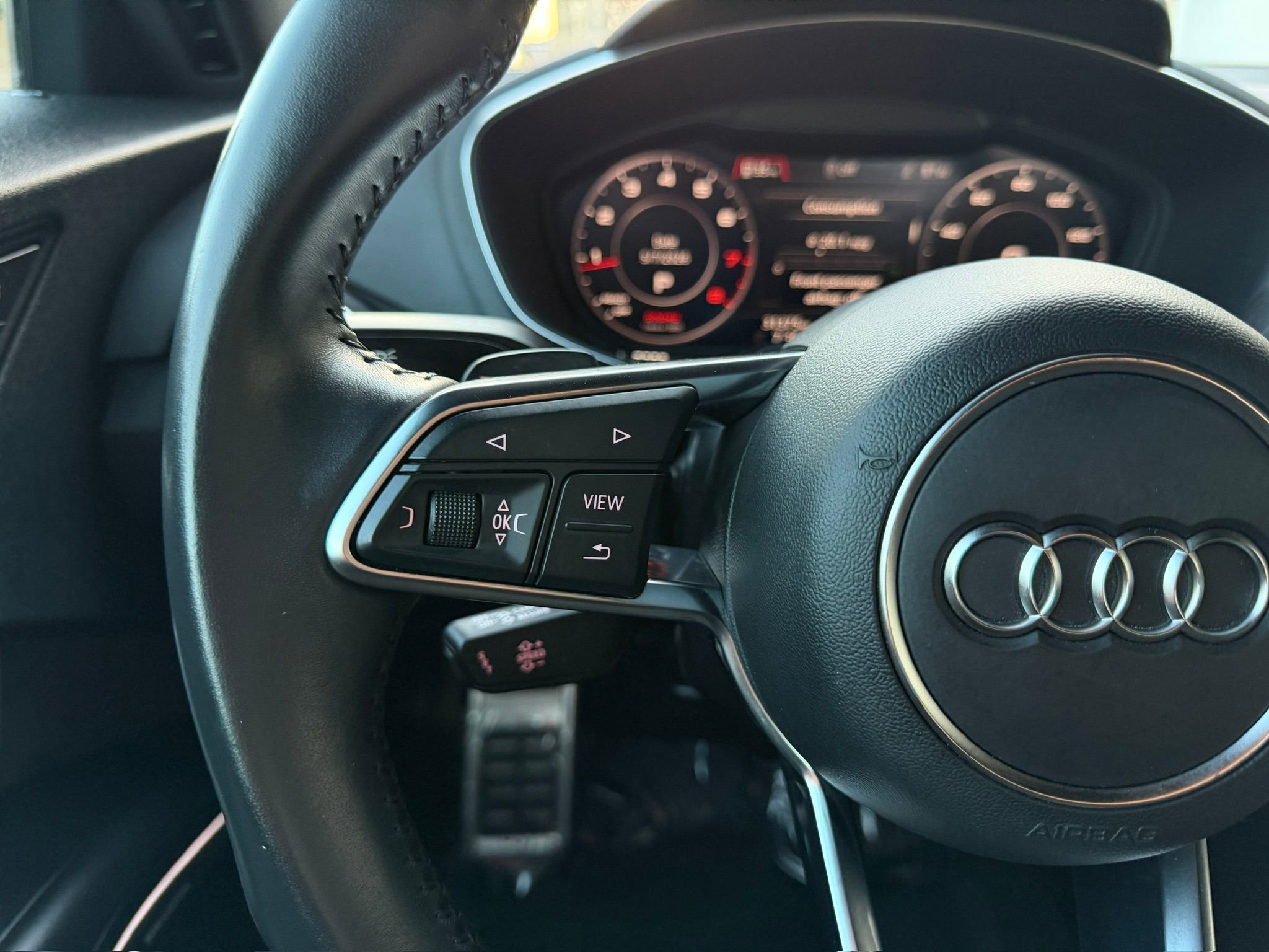 Used 2018 Audi TT 2.0T w/ Technology Package AWD/4WD image 38
