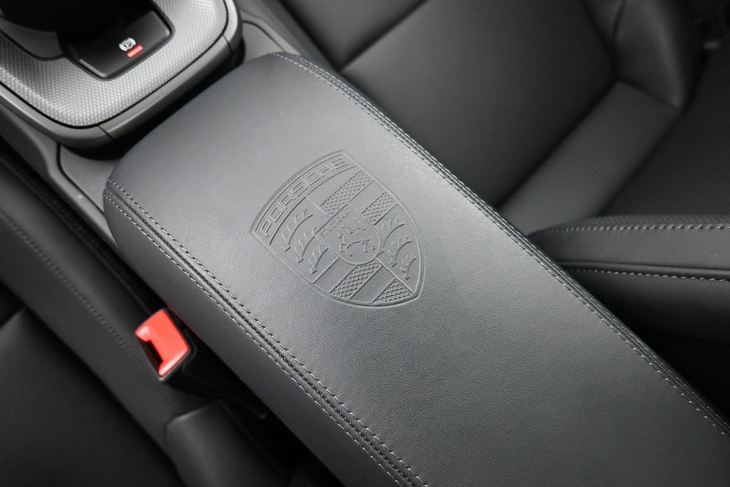Certified 2026 Porsche 911 Carrera RWD image 22