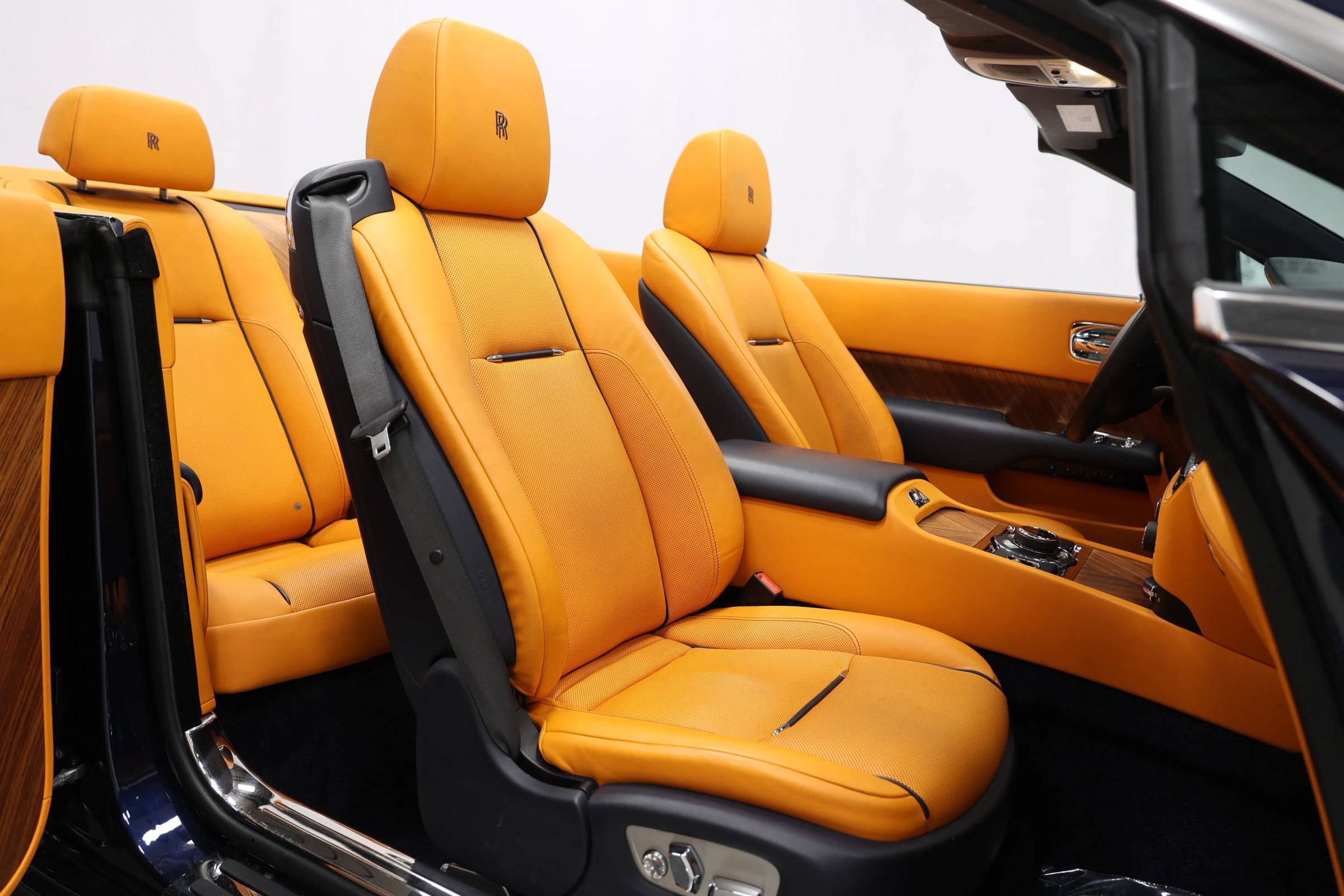 Used 2016 Rolls-Royce Dawn image 77