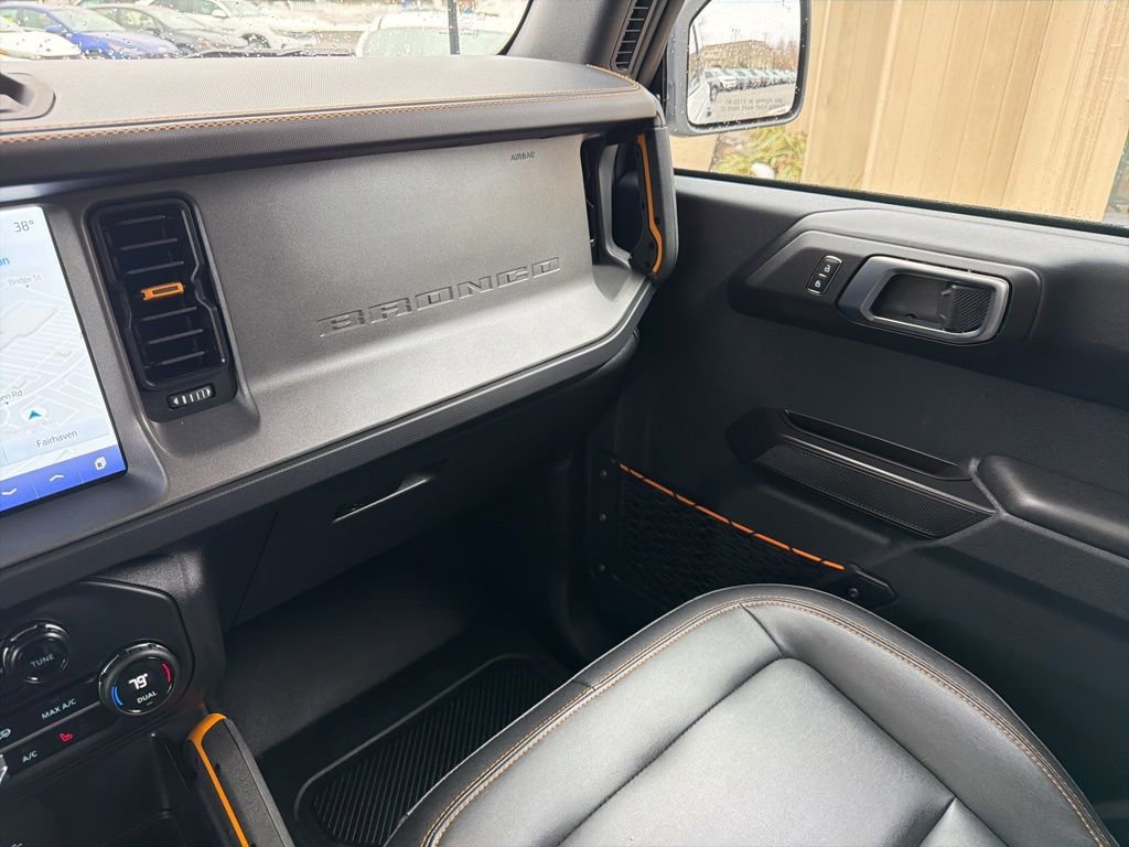 Used 2024 Ford Bronco Badlands image 39