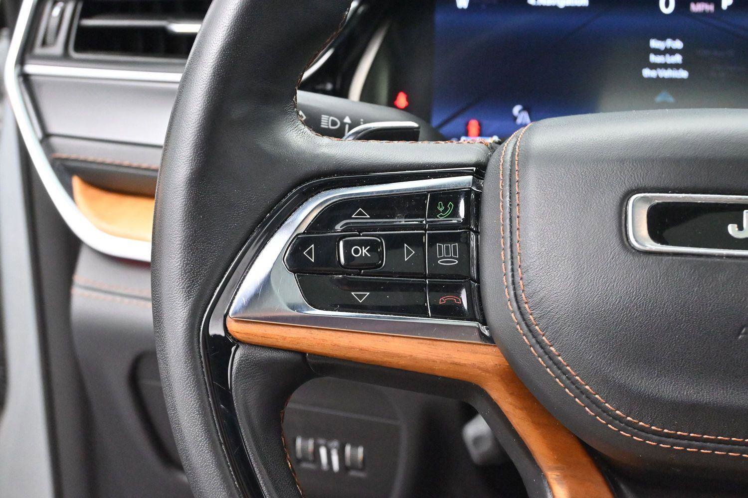 Used 2023 Jeep Grand Cherokee L Summit image 17