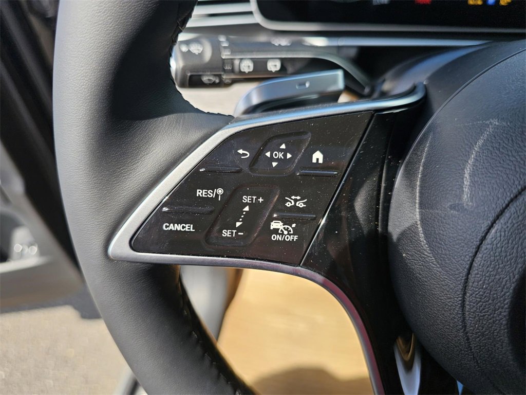 New 2026 Mercedes-Benz GLS 450 4MATIC image 17