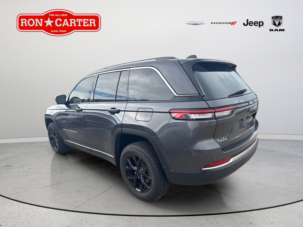 Used 2022 Jeep Grand Cherokee Limited AWD/4WD image 3