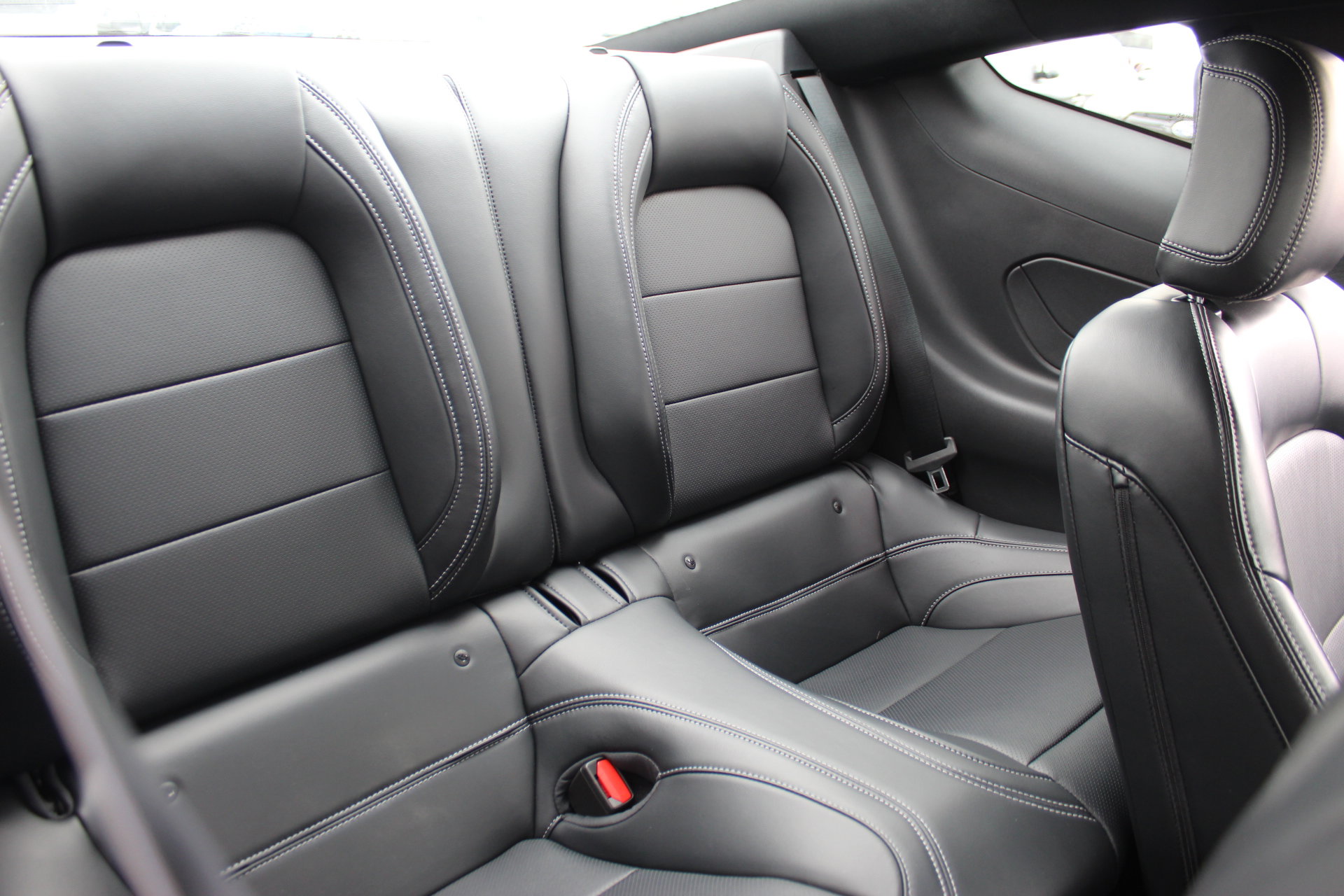 Used 2025 Ford Mustang GT Premium image 27