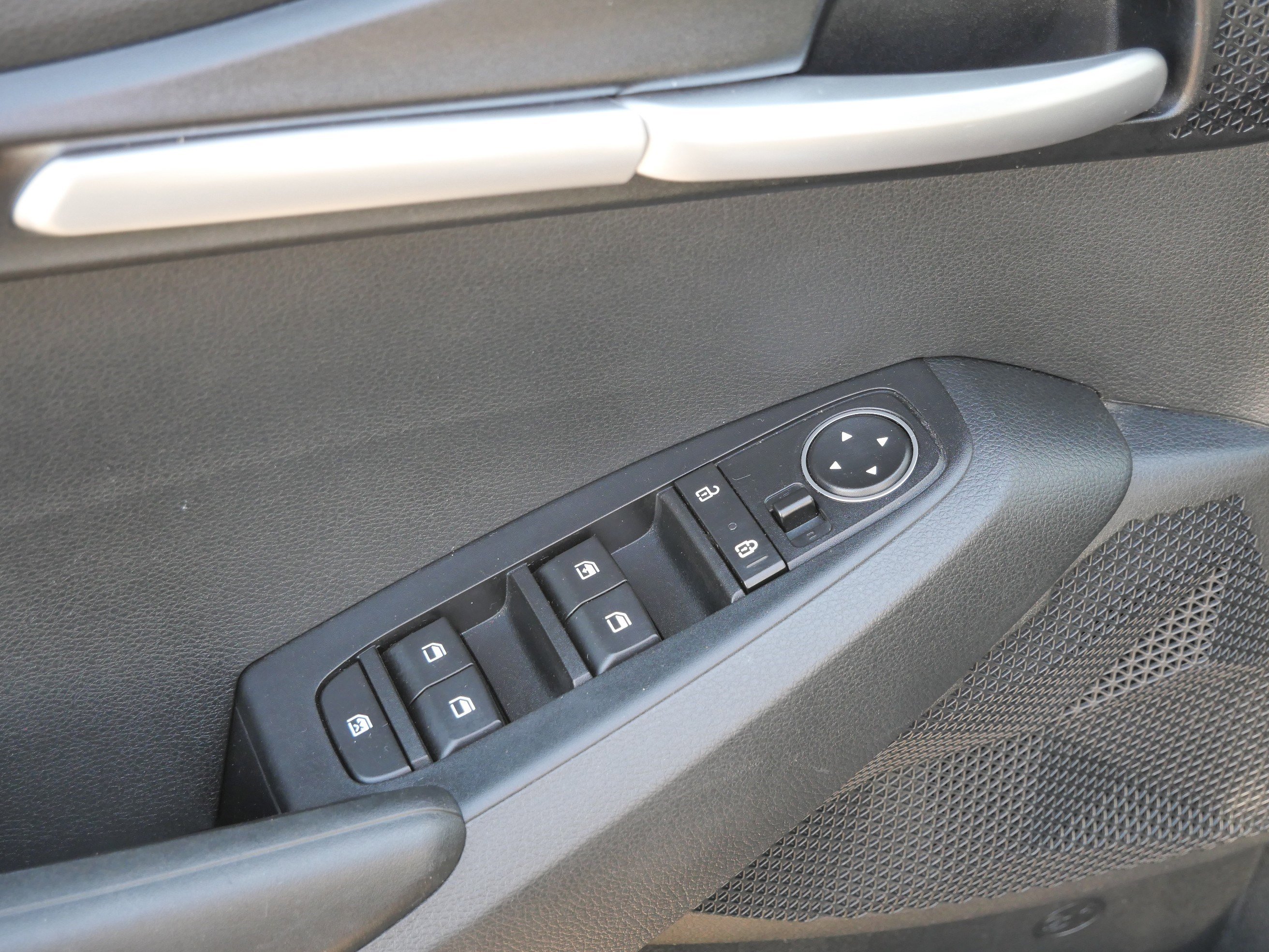 Used 2021 Kia Seltos LX image 19