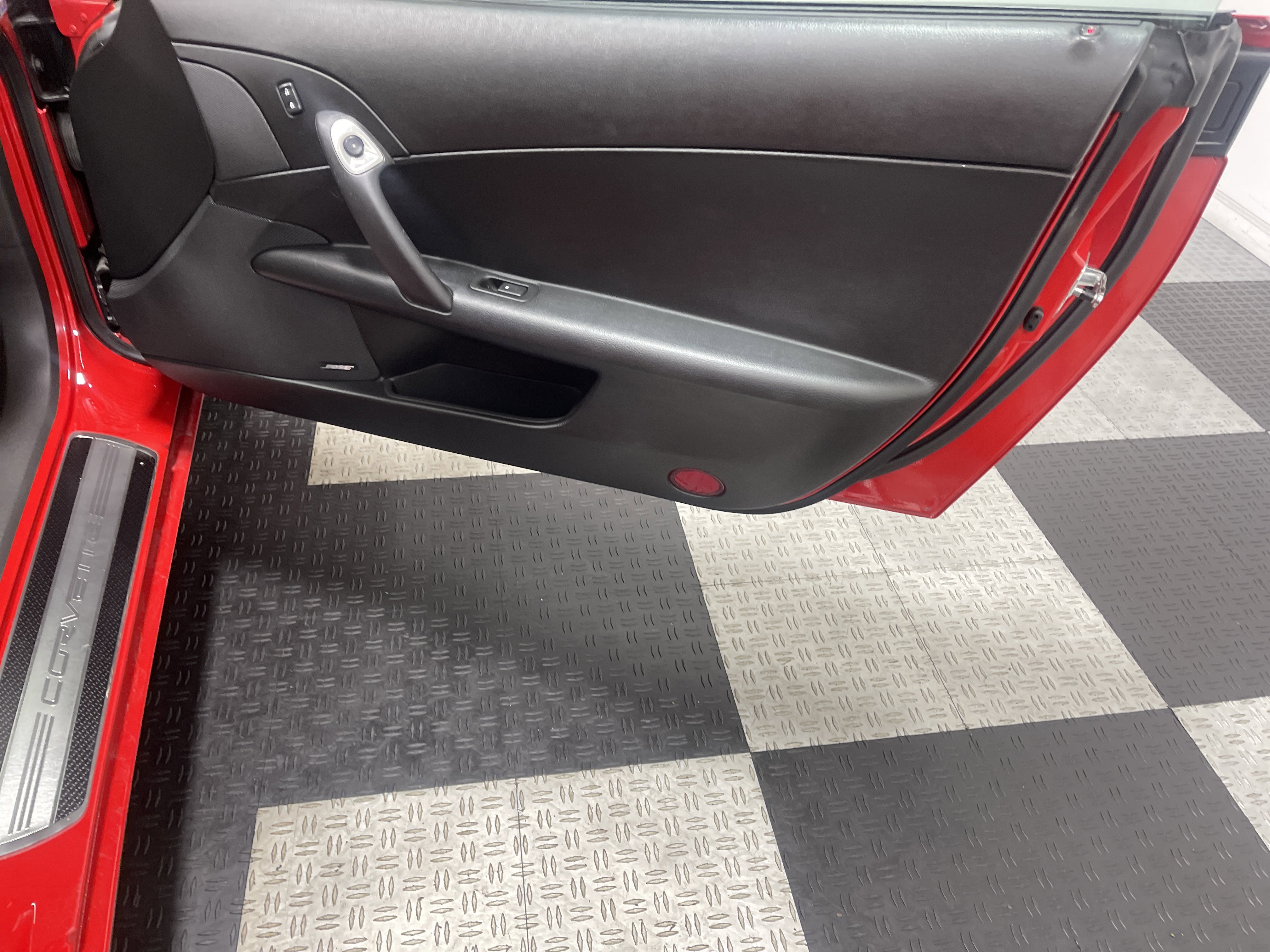 Used 2008 Chevrolet Corvette Coupe w/ Preferred Equipment Group image 11