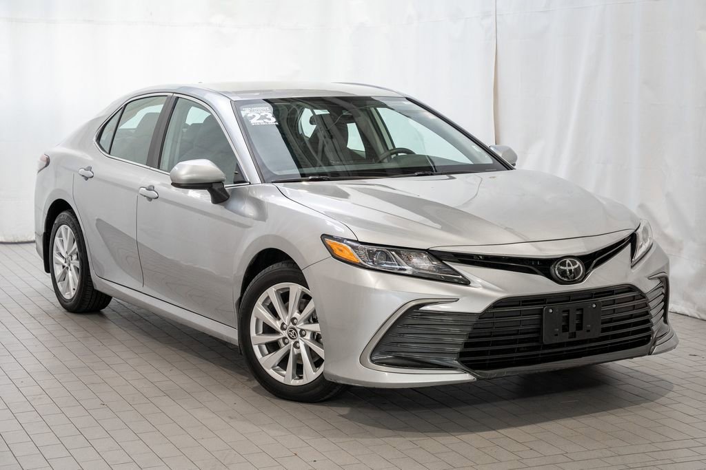 Used 2023 Toyota Camry LE image 1