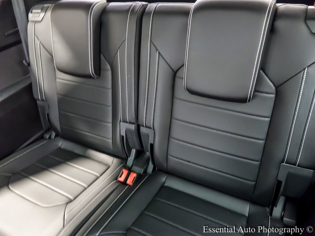 Used 2024 Volkswagen Atlas SEL AWD/4WD image 15