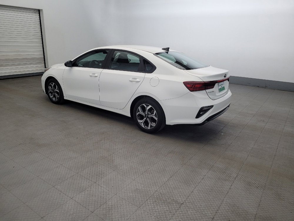 Used 2021 Kia Forte LXS FWD image 3