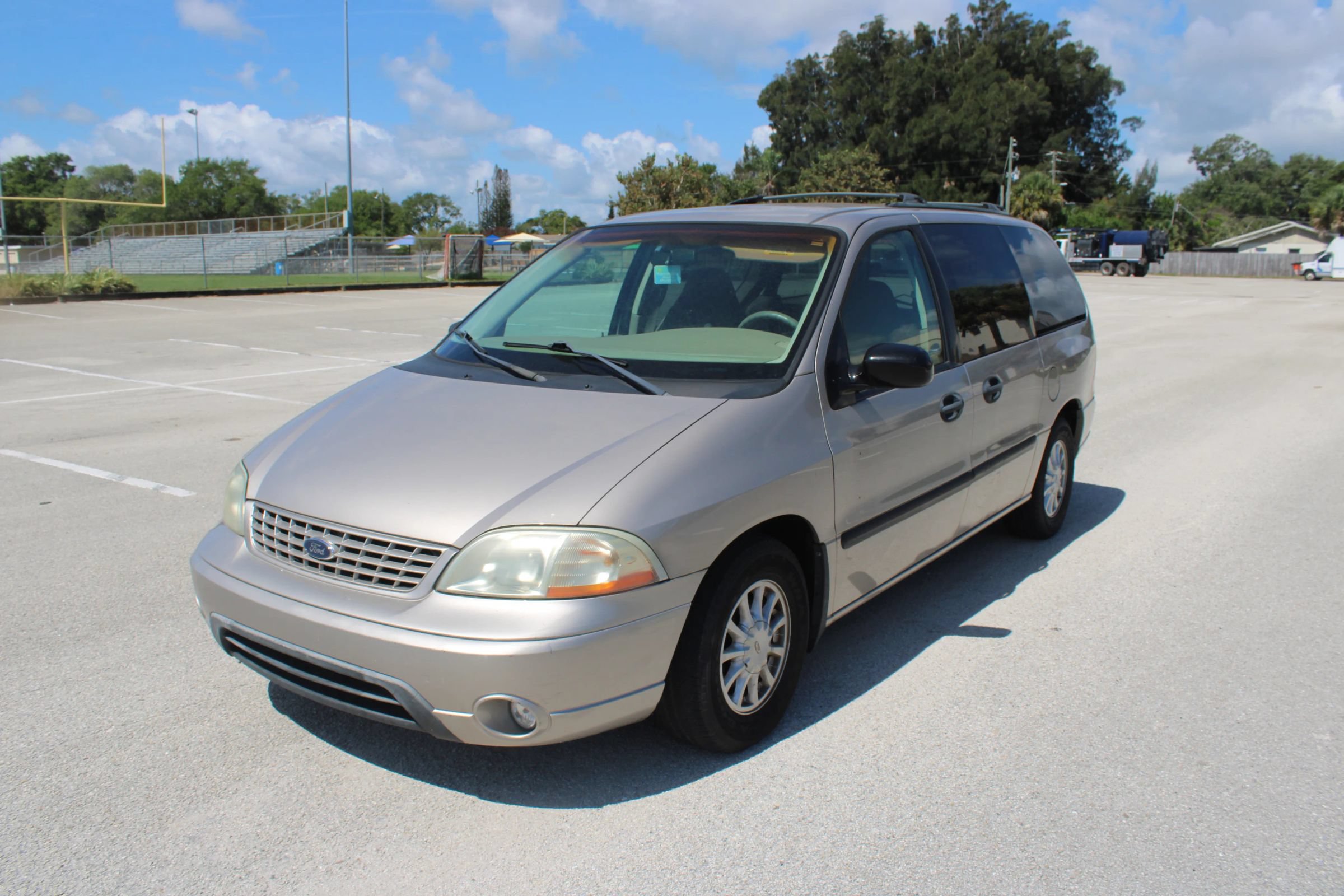 Used 2003 Ford Windstar LX FWD image 29