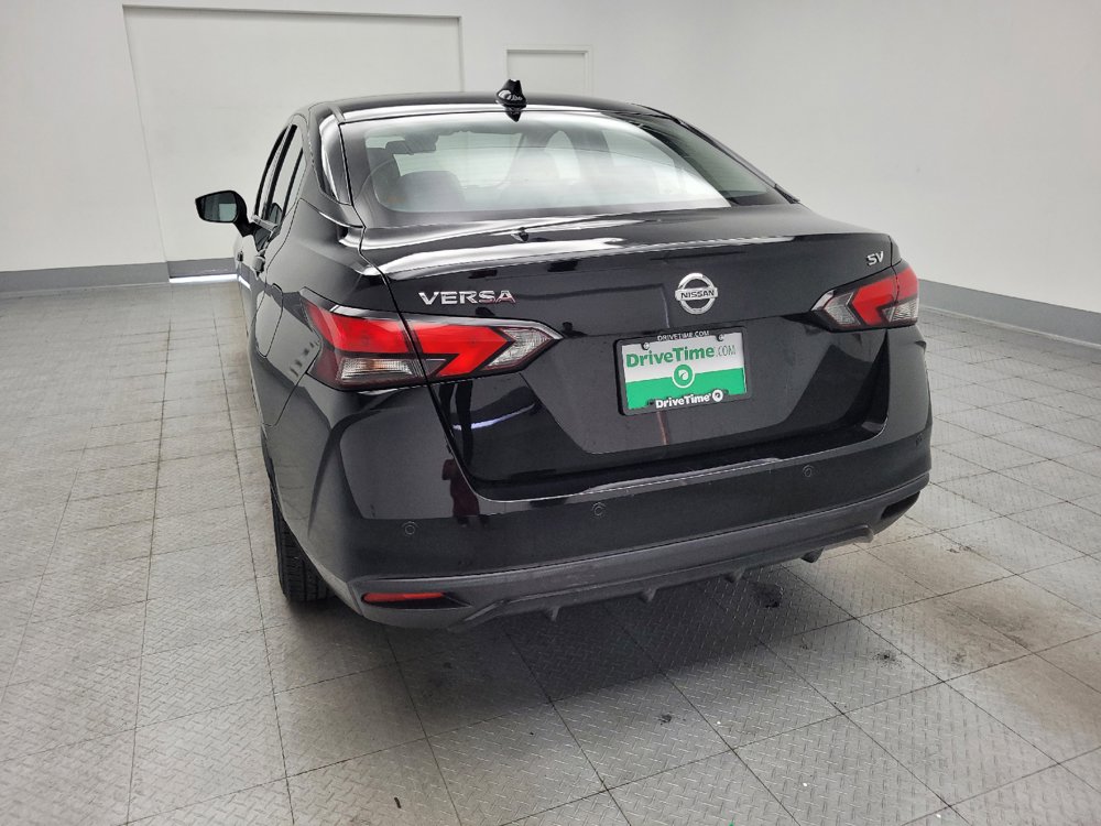 Used 2021 Nissan Versa SV FWD image 6