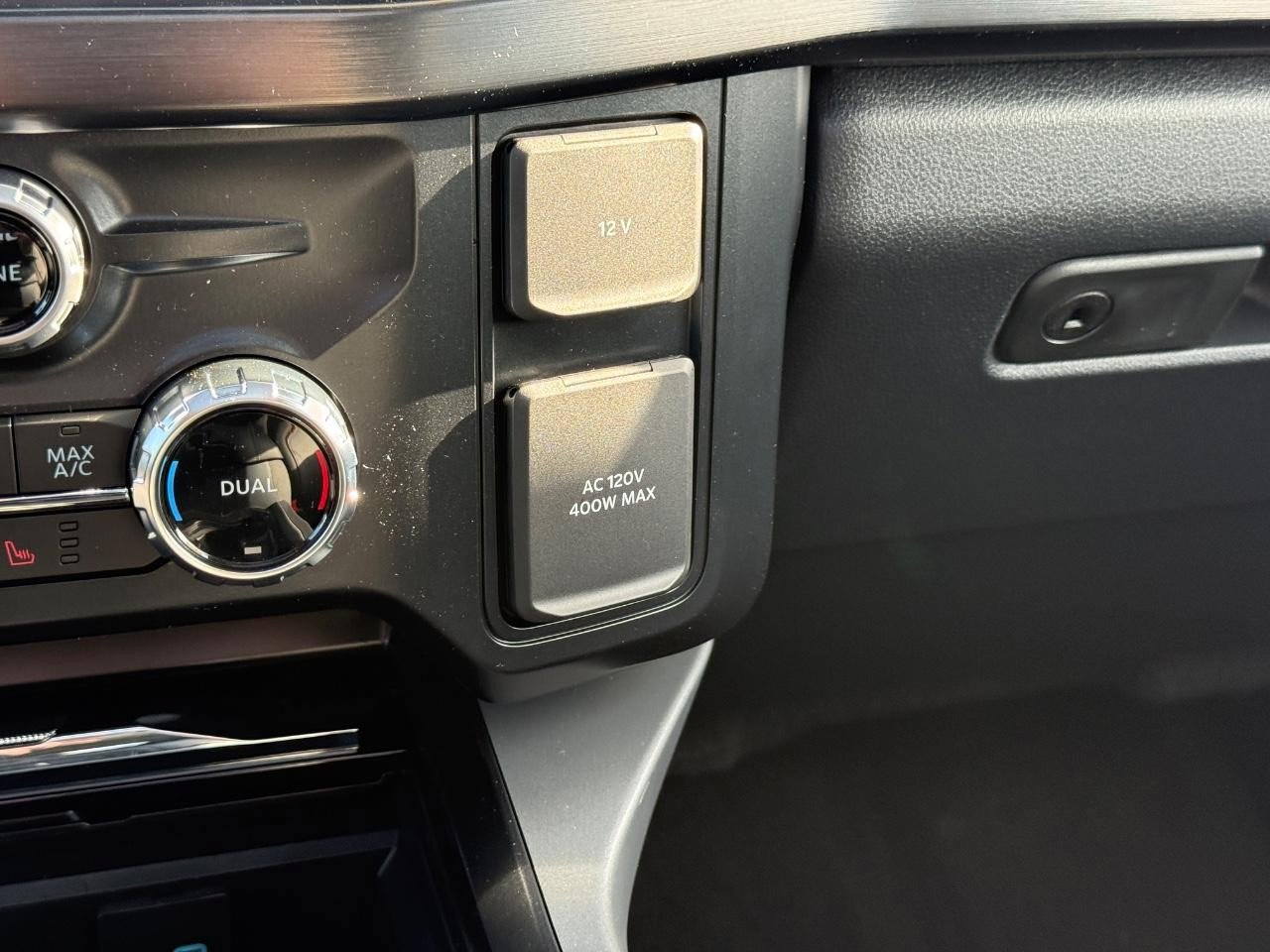 New 2026 Ford F350 Lariat w/ Lariat Ultimate Package image 18
