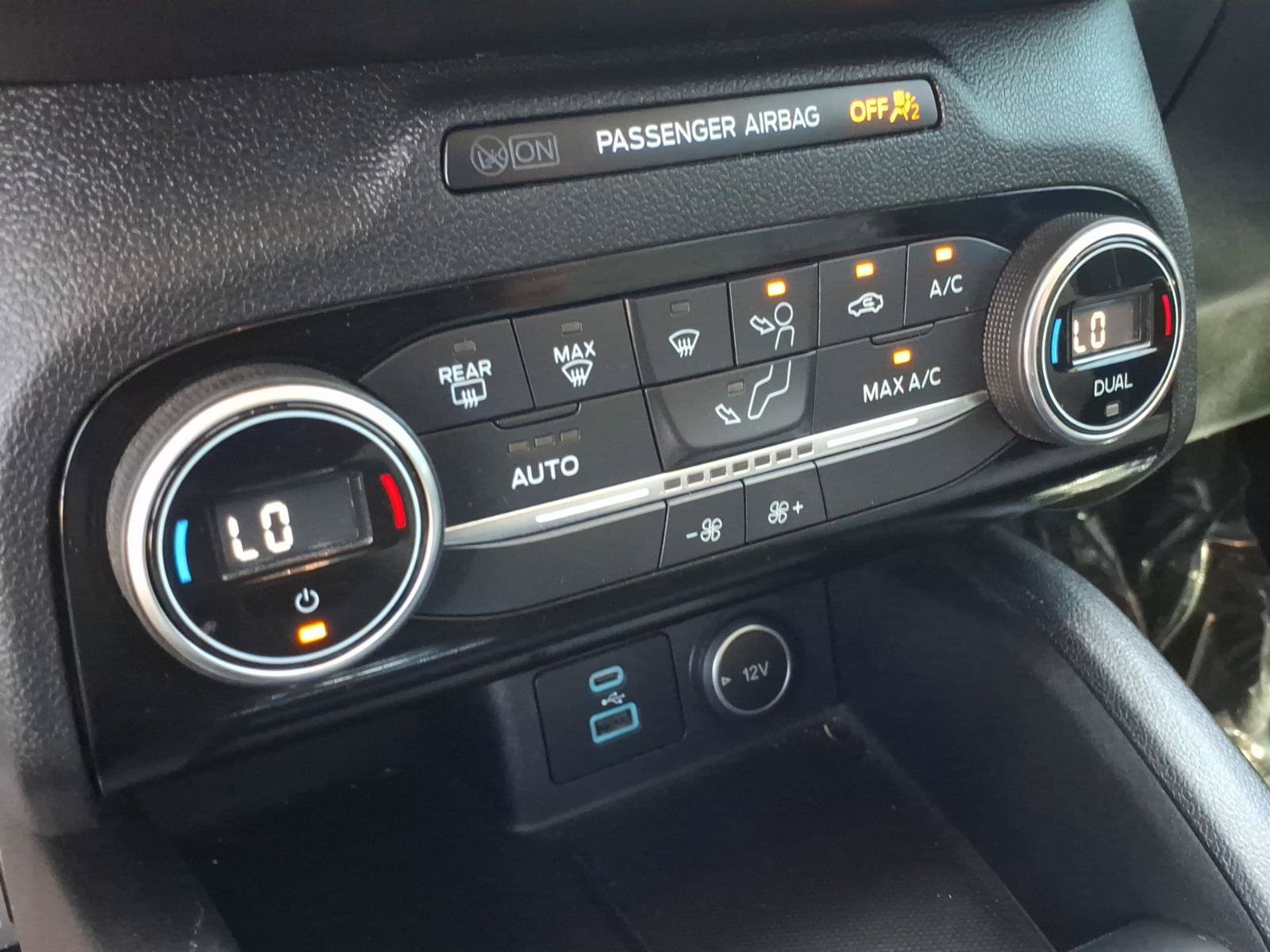Used 2021 Ford Escape SE w/ Convenience Package FWD image 28
